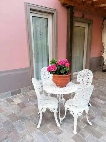 B&B La Rosa Nel Verde Lucca 0*,